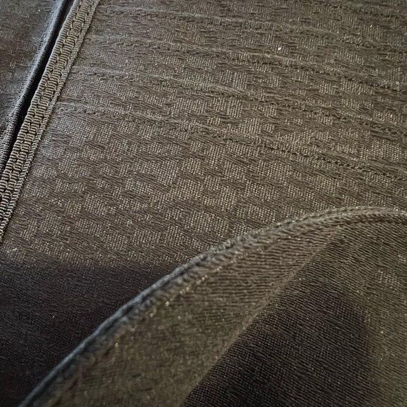 Lululeman Large Travel Clutch - Picture 9 of 16